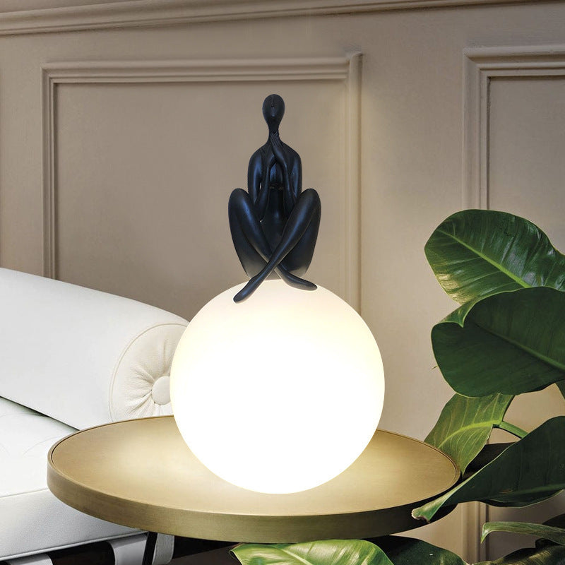Modern Resin Embrace Accent Light