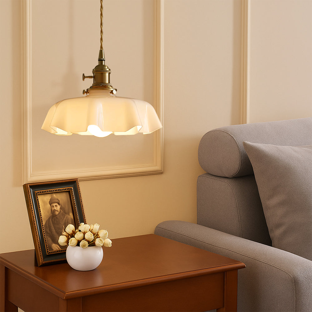Coquille French Scalloped Glass Pendant Light