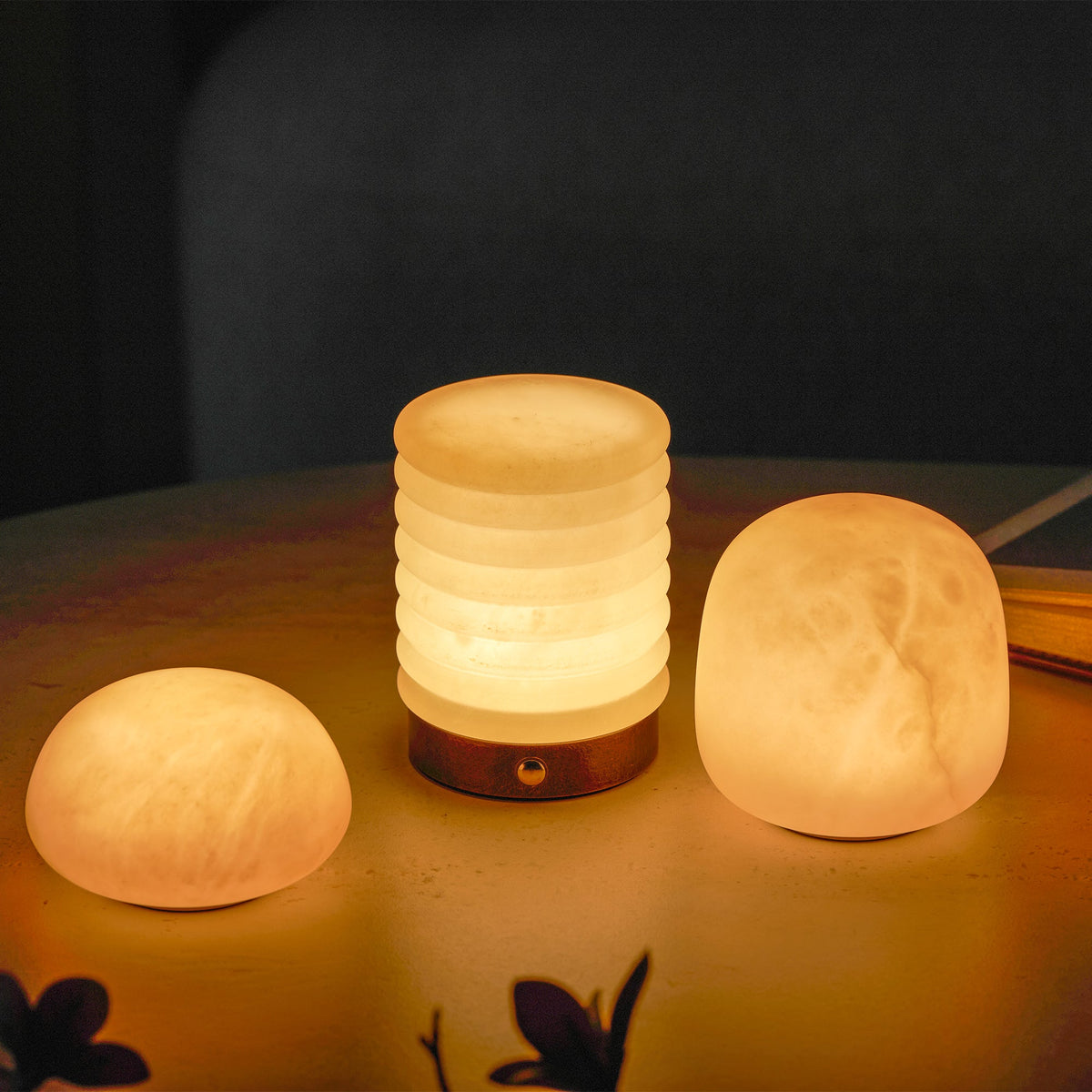 Alvane Minimalist Alabaster Table Lamp