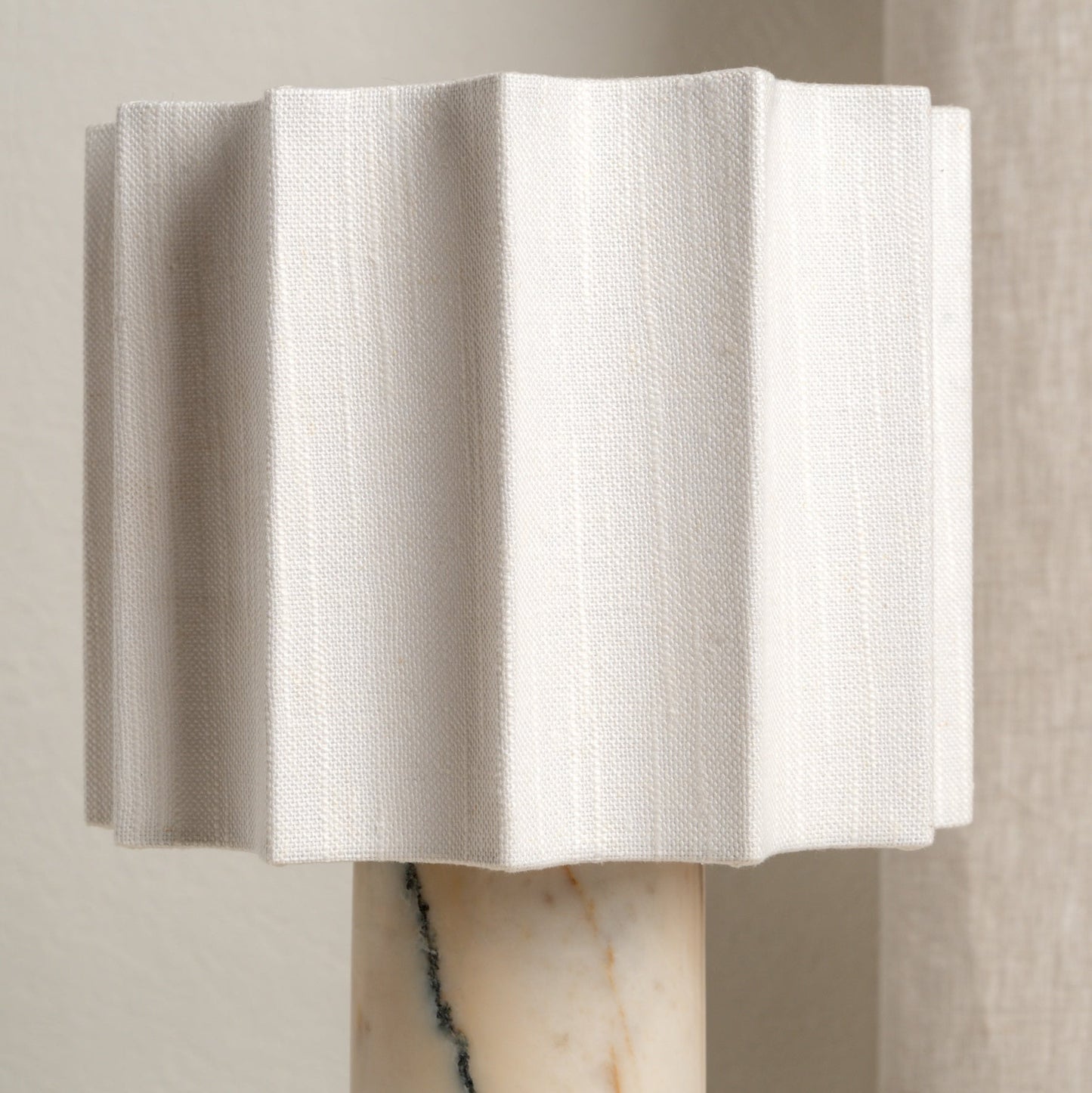 Calacatta Marble Rechargeable Table Lamp