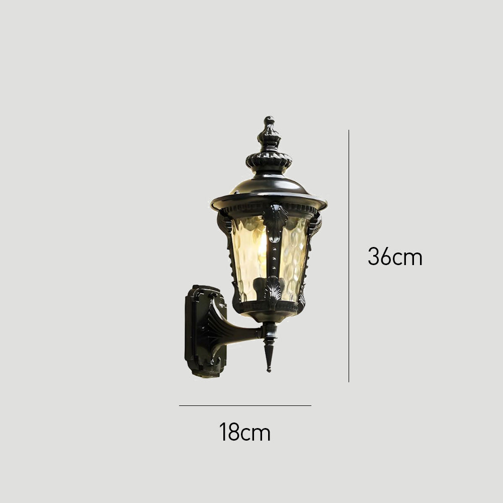 Heritage Style Outdoor Lamp