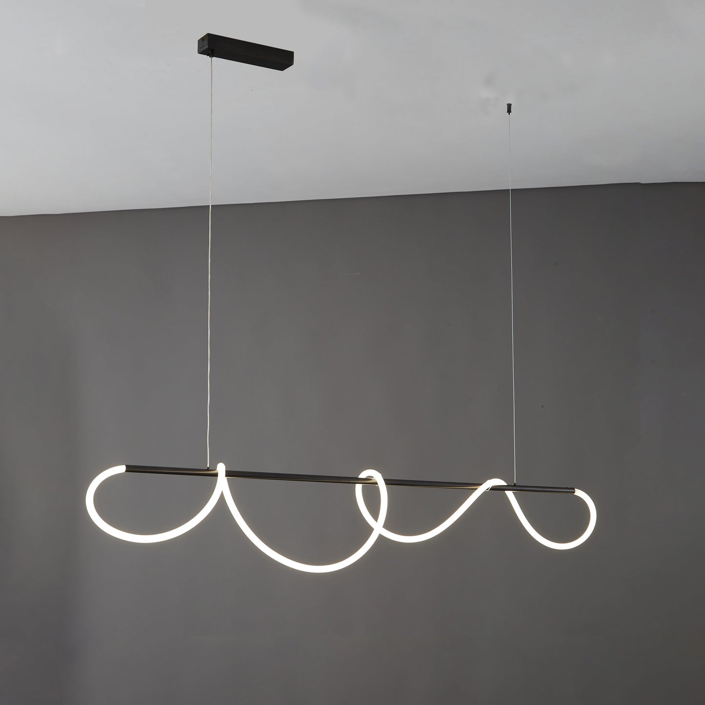 Modern LED pendant light with rope pattern