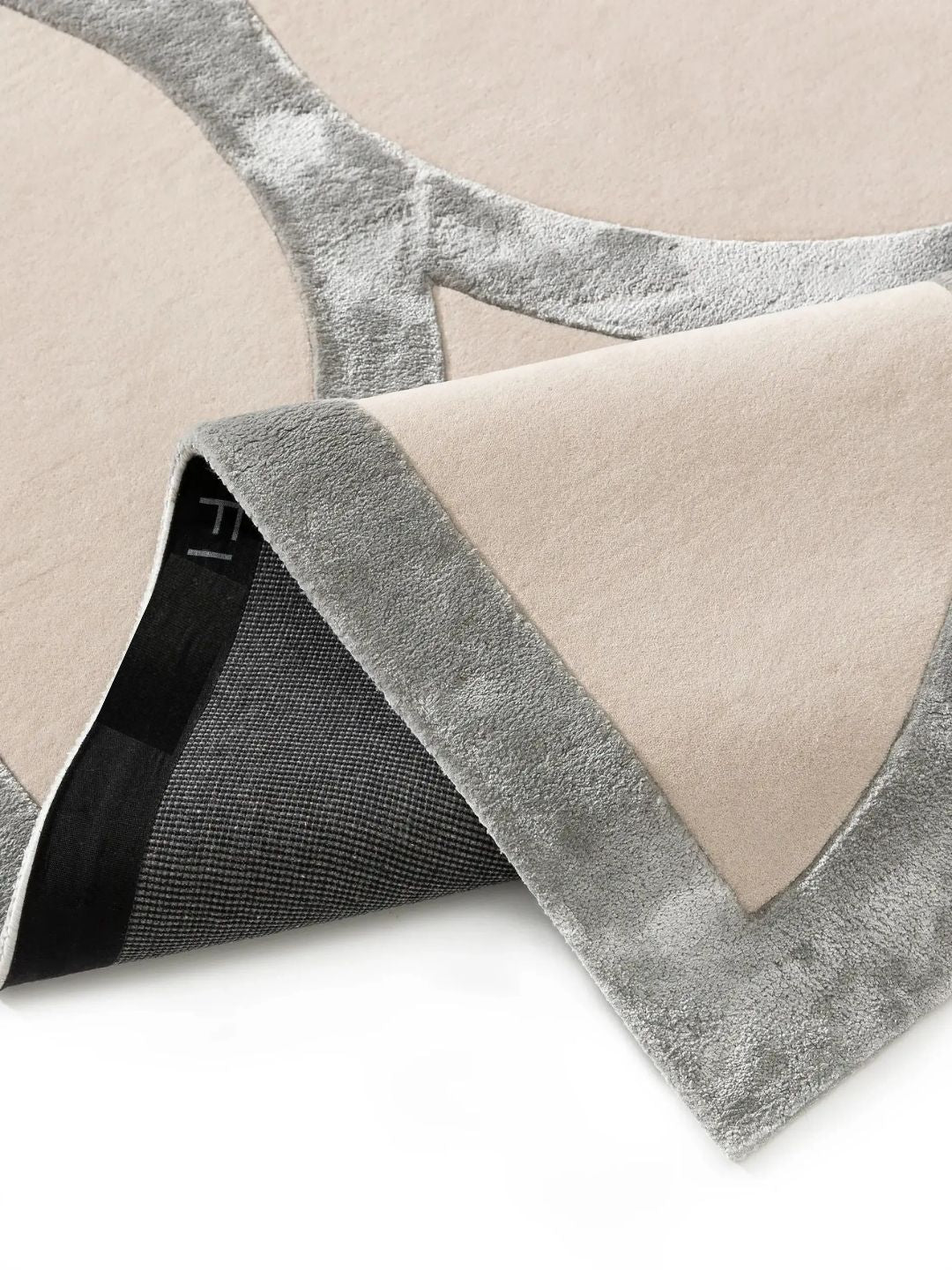 Modern wool rug for living room cream