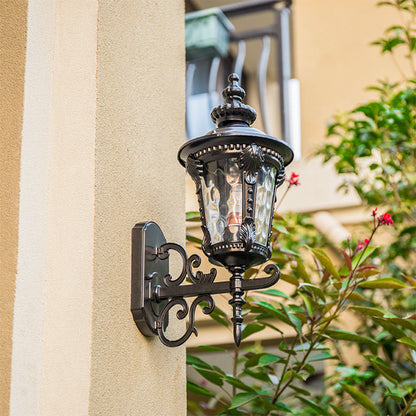 Heritage Style Outdoor Lamp
