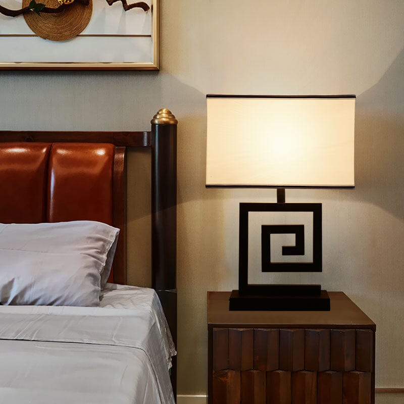 Nostalgic Glow Table Lamp