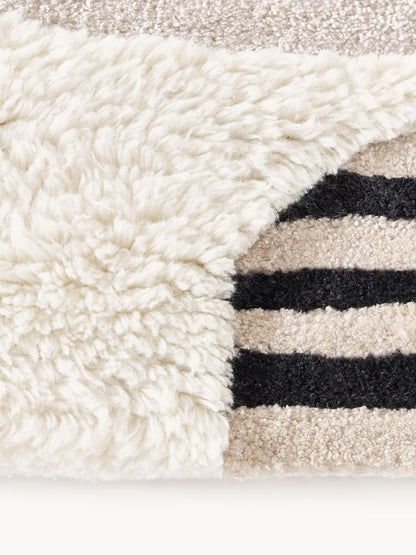 Elvara abstract wool viscose rug