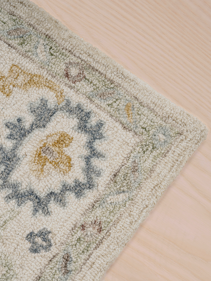 Calvera Persian wool cotton rug