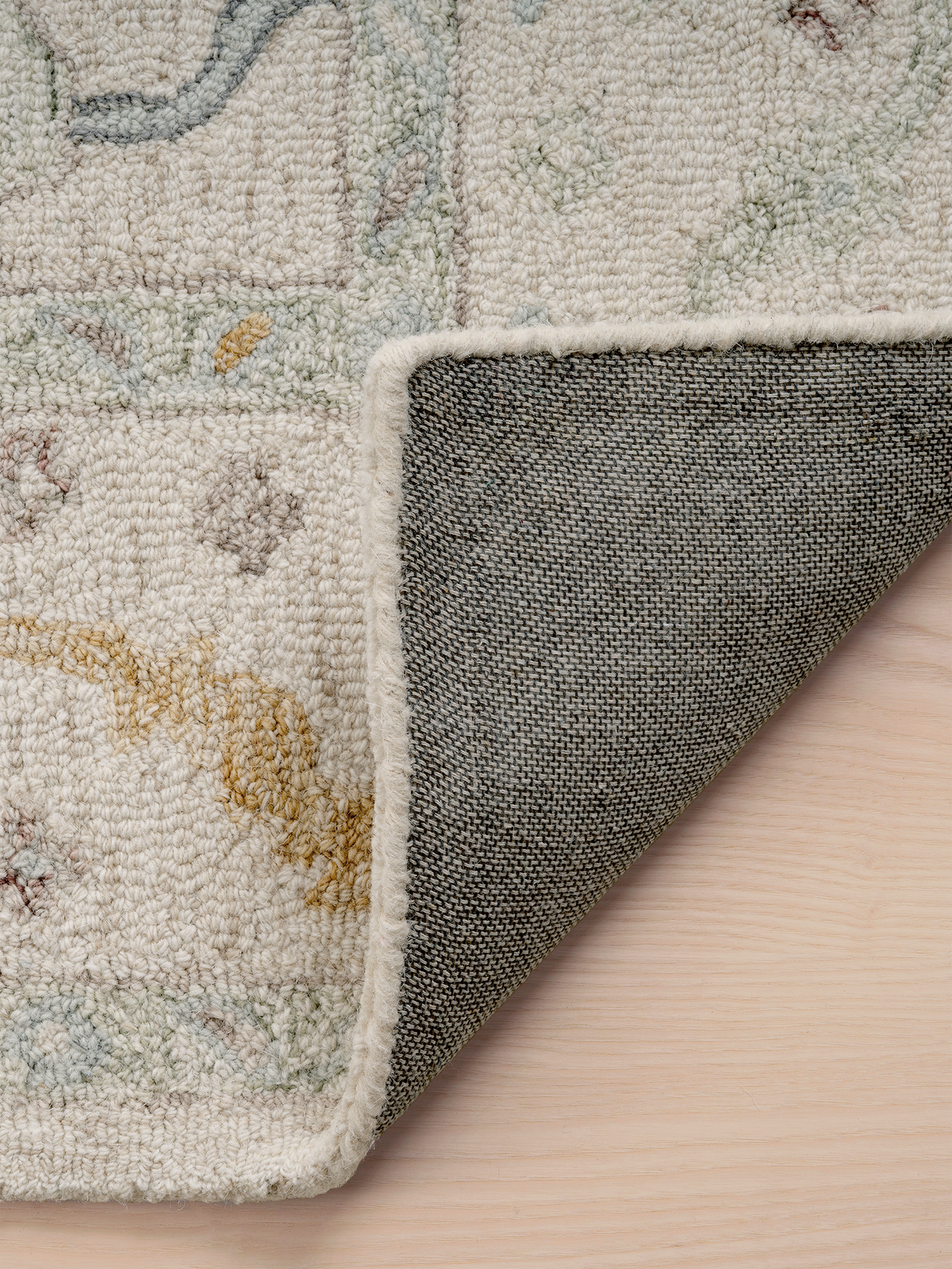 Calvera Persian wool cotton rug