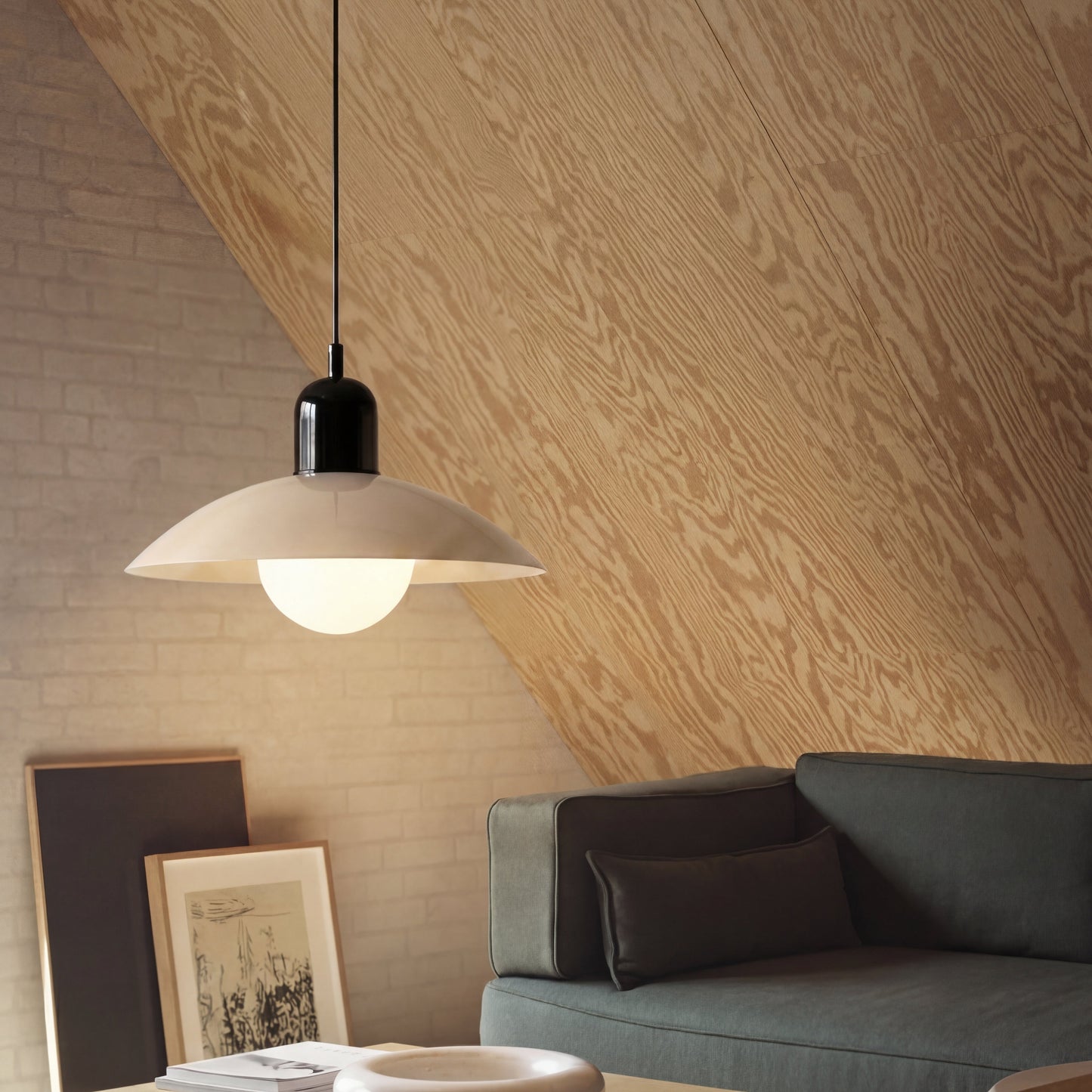 Modern pendant light with color design