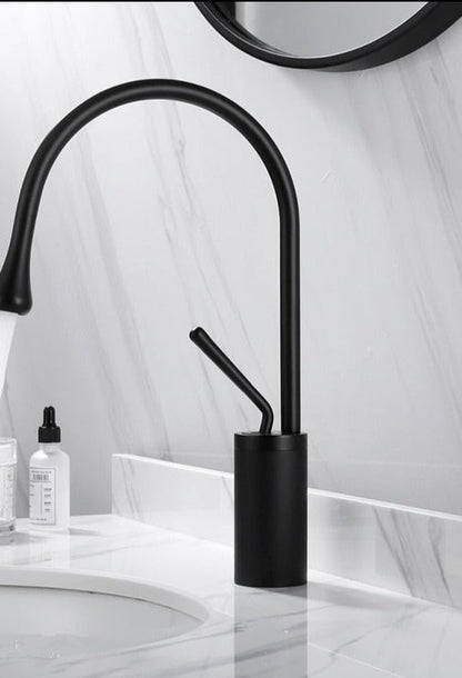 Elegant Basin Faucet – Modern Design & High-Quality Craftsmanship