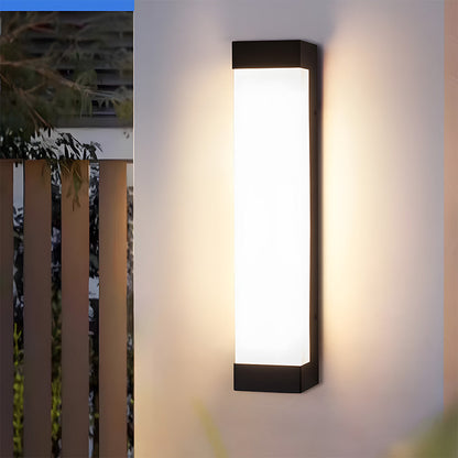 Modern Waterproof Outdoor Wall Lamp
