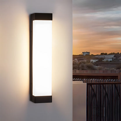 Modern Waterproof Outdoor Wall Lamp