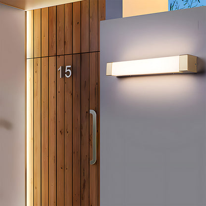 Modern Waterproof Outdoor Wall Lamp