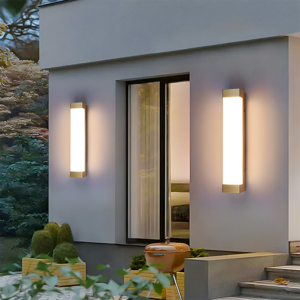 Modern Waterproof Outdoor Wall Lamp