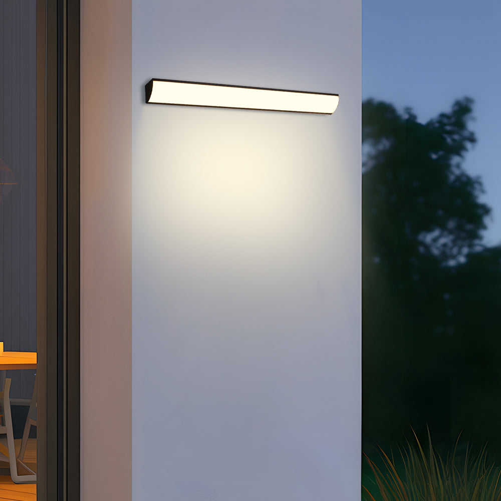 Sleek Waterproof Wall Lamp