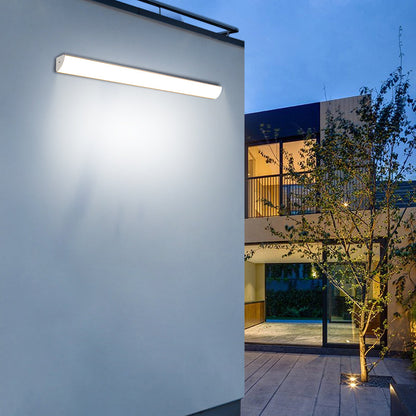 Sleek Waterproof Wall Lamp