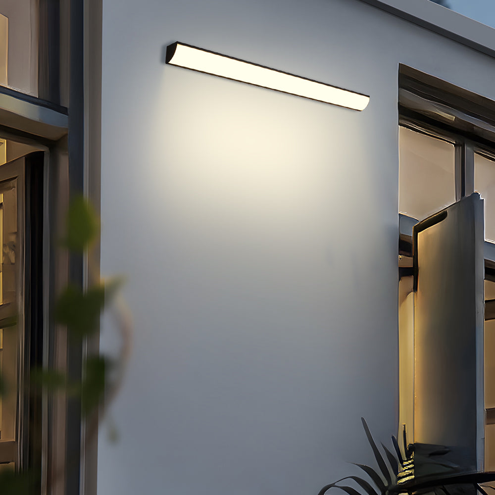 Sleek Waterproof Wall Lamp