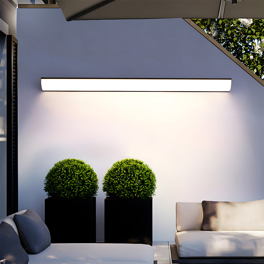 Sleek Waterproof Wall Lamp