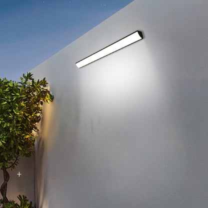 Sleek Waterproof Wall Lamp