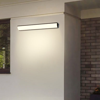 Sleek Waterproof Wall Lamp