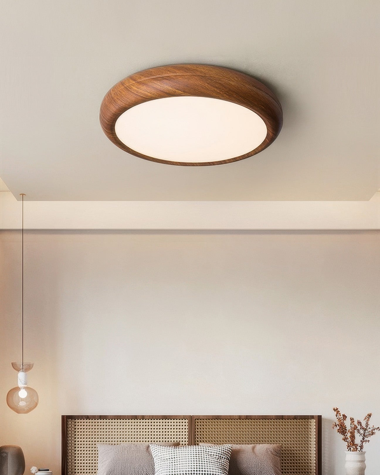 High-quality Ceiling Light Walnut Wood Design