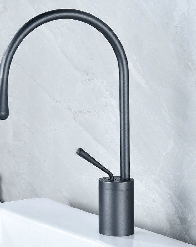 Elegant Basin Faucet – Modern Design & High-Quality Craftsmanship