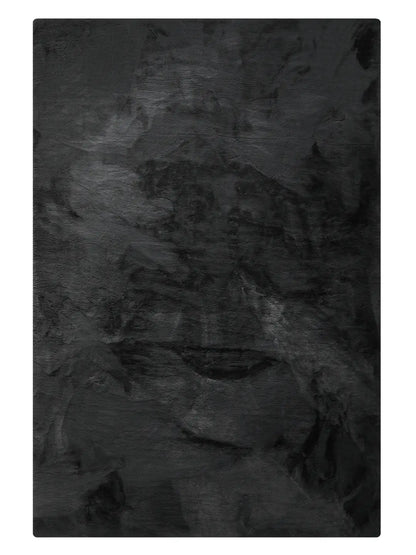 Washable faux fur rug