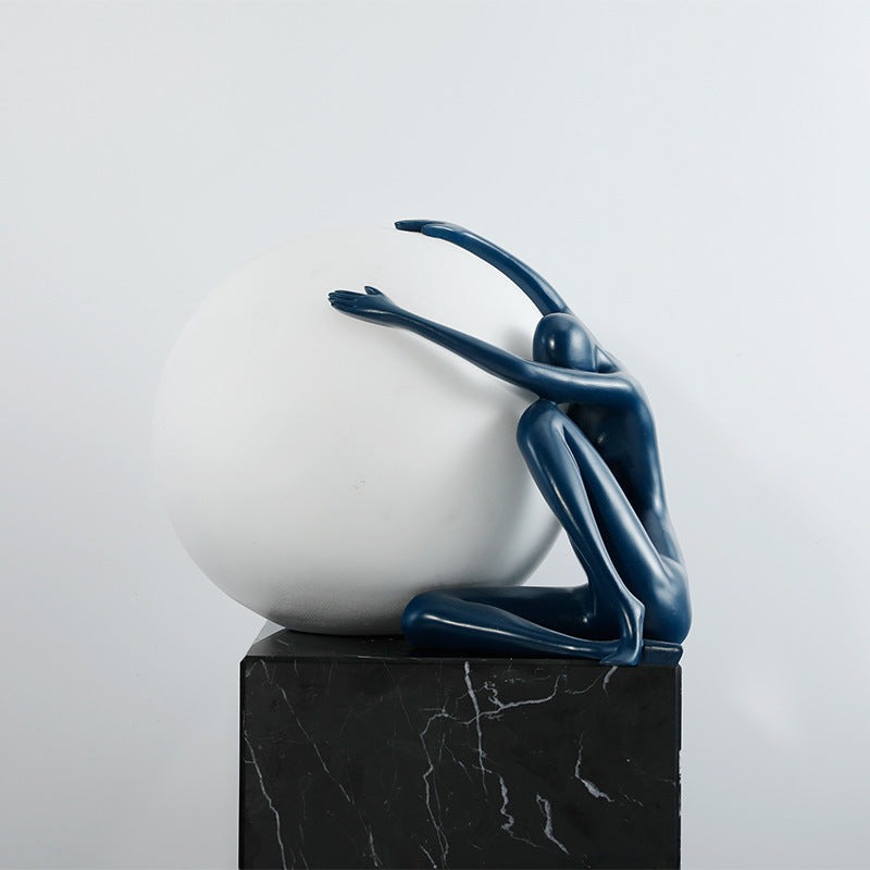 Modern Resin Embrace Accent Light