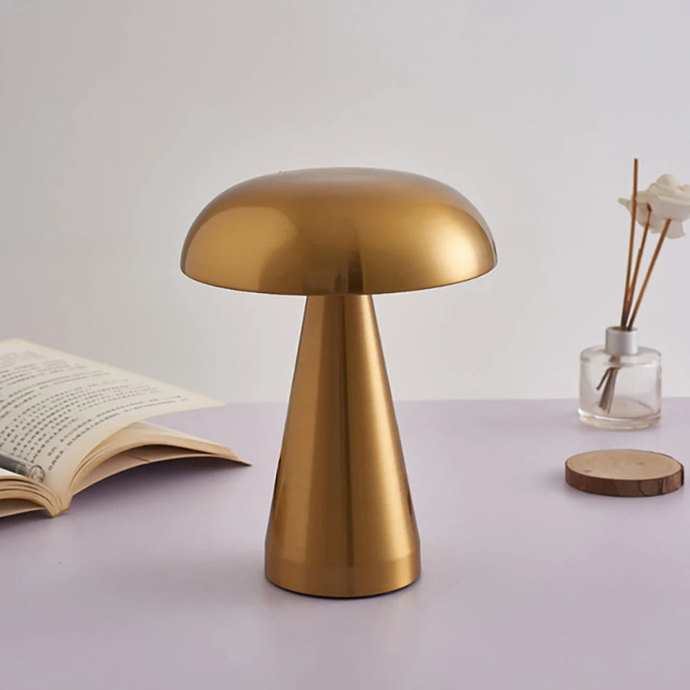 Curved Cap Minimalist Light
