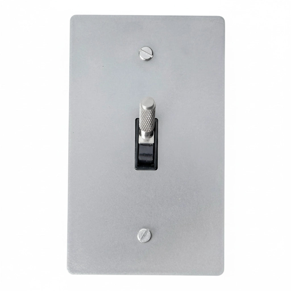 Ivarelle Vintage Solid Brass 1-Gang Toggle Switch