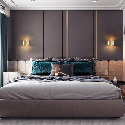 Kelvora Minimalist Metal Wall Light