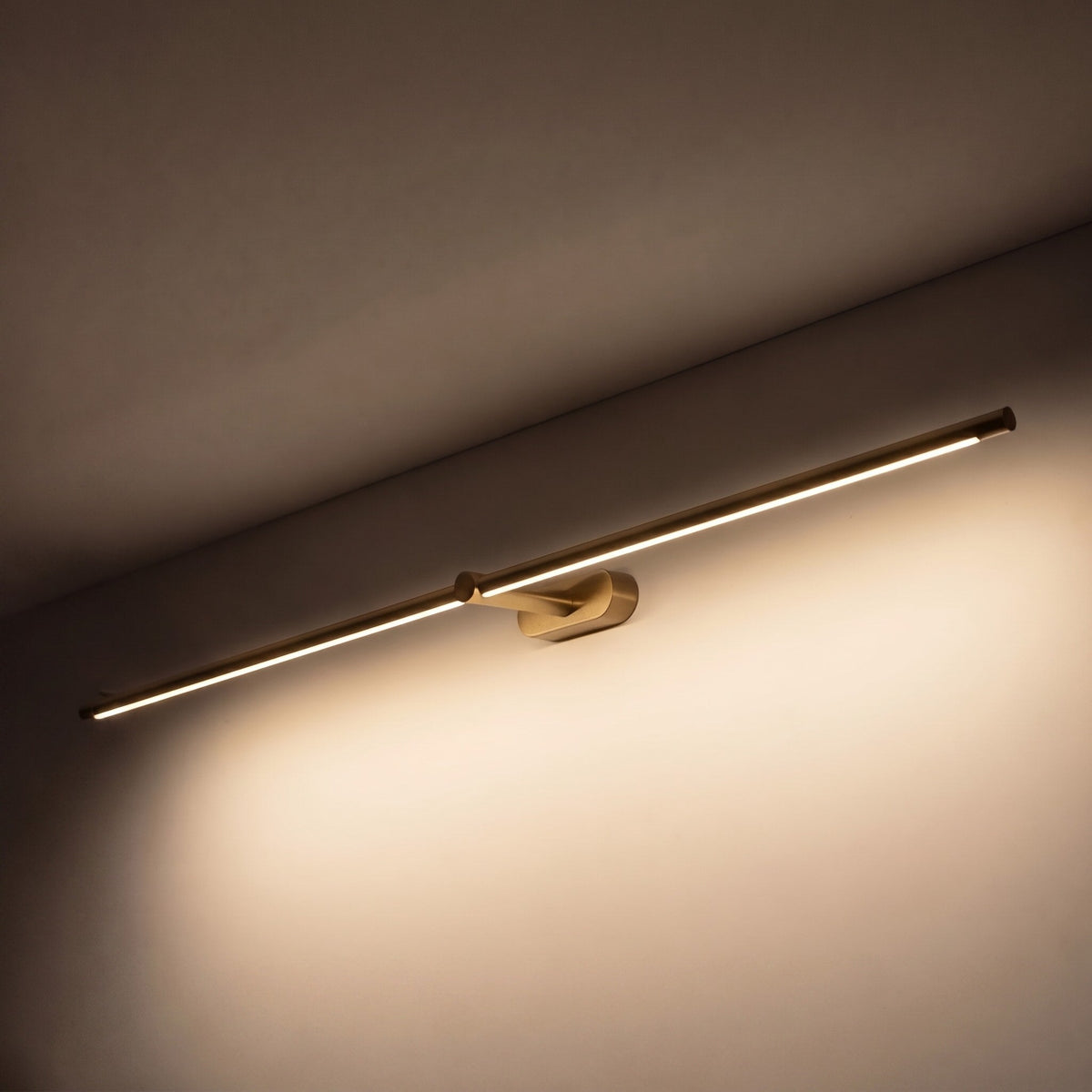 Adjustable Bar Vanity Wall Light
