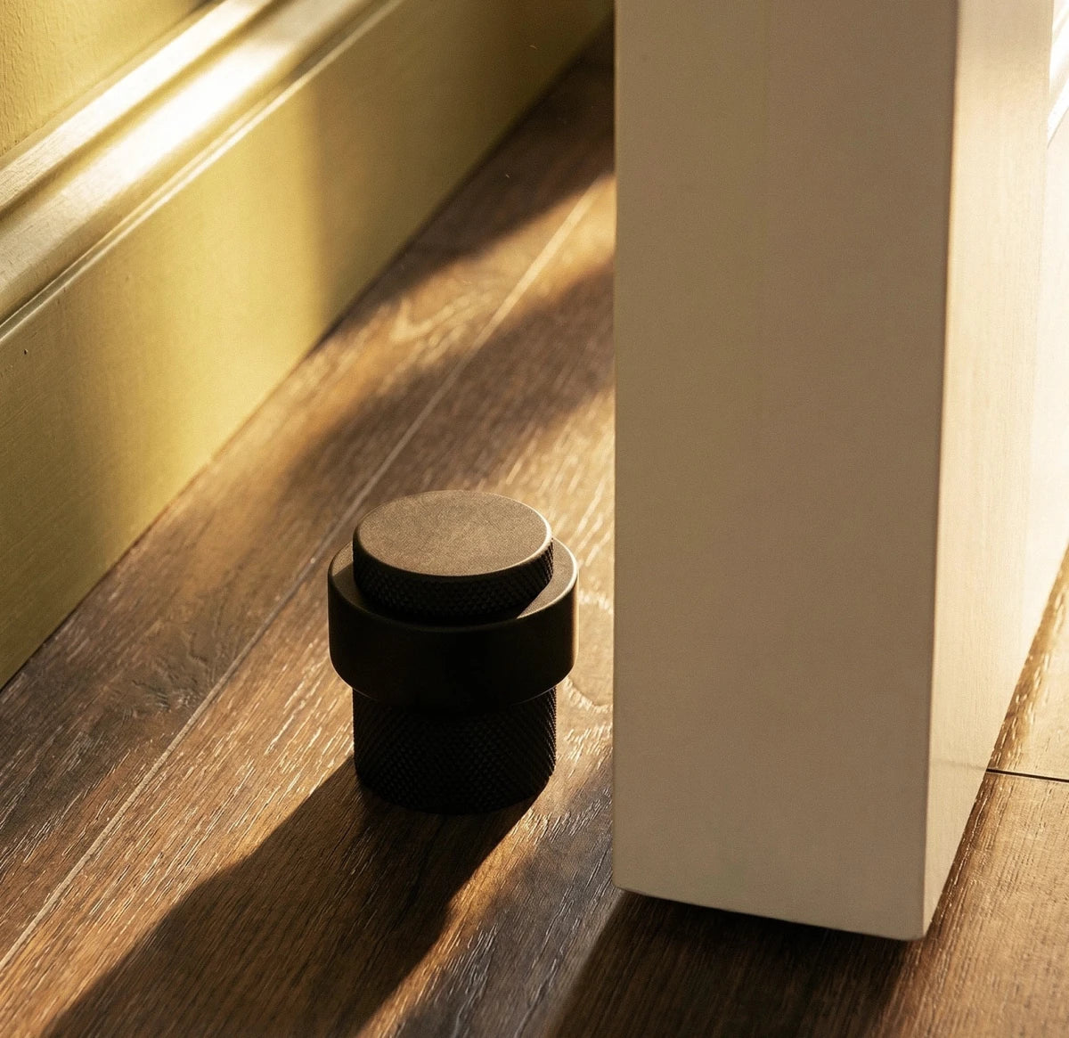 Nelvora Minimalist Brass Floor Door Stop