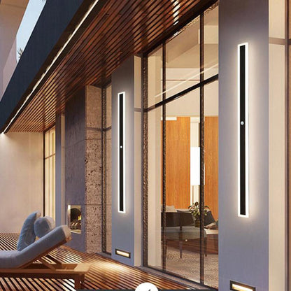 Halvenn Minimalist Acrylic Pane Outdoor Wall Light