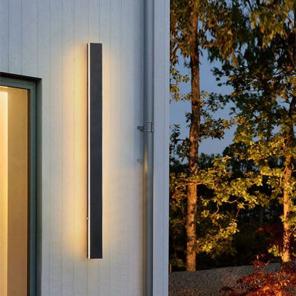Veldrin Minimalist Slim Black Metal Outdoor Wall Light