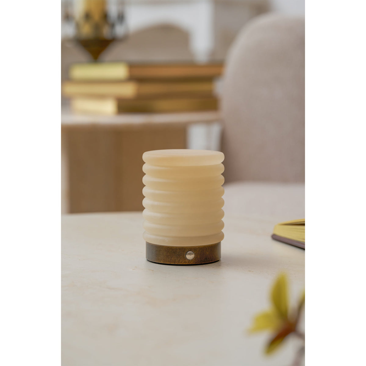 Alvane Minimalist Alabaster Table Lamp