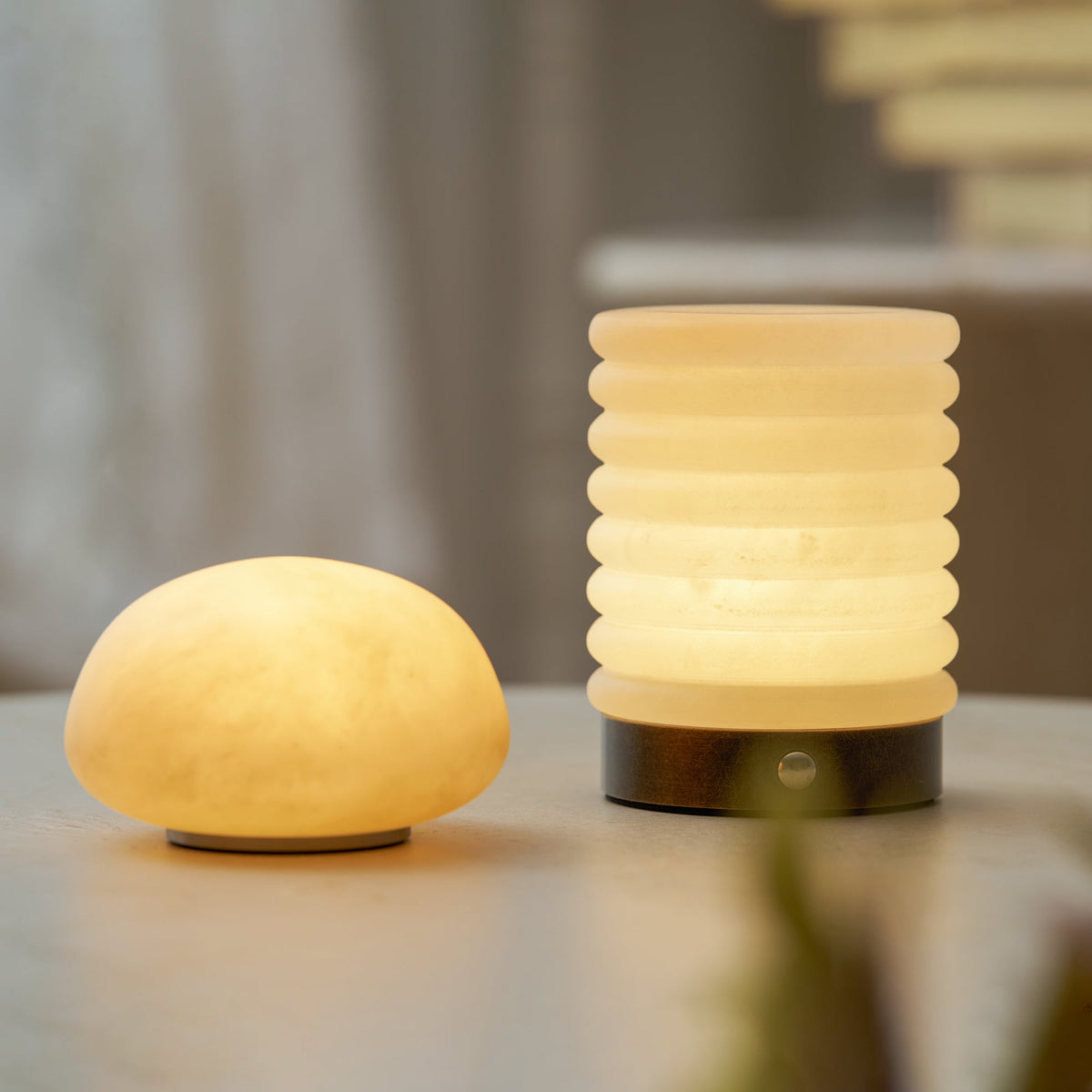 Alvane Minimalist Alabaster Table Lamp