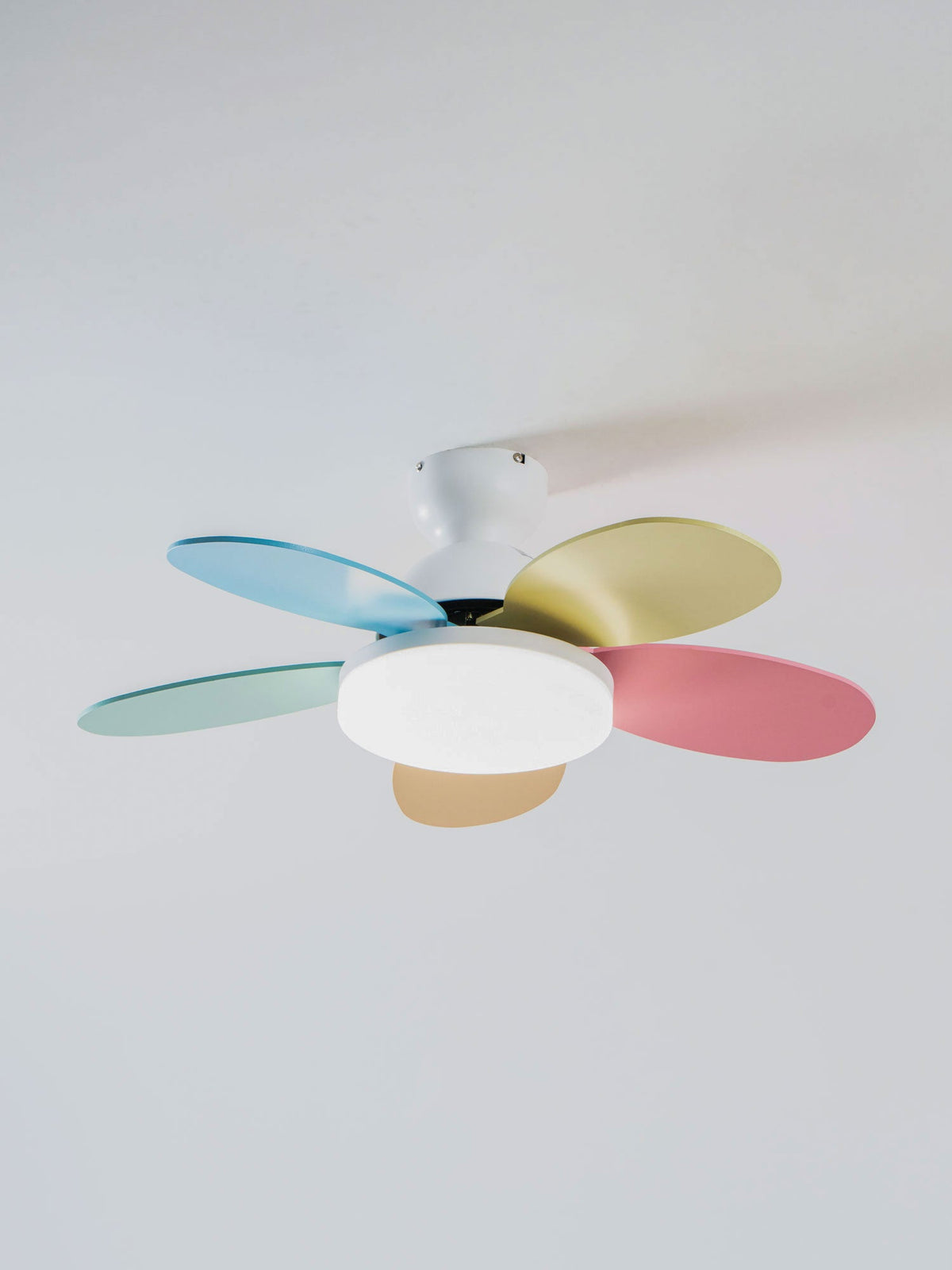 Flower Blade Wood Ceiling Fan