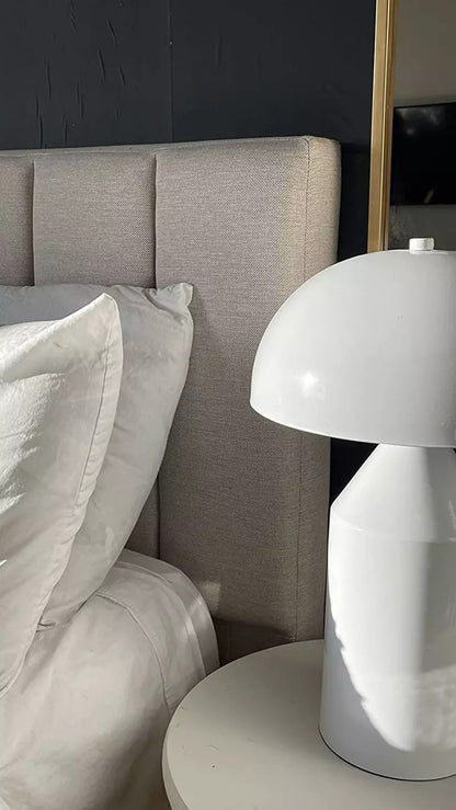 Iconic metal table lamp