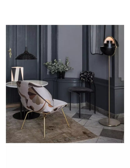 Sculptural floor lamp with multiple lights