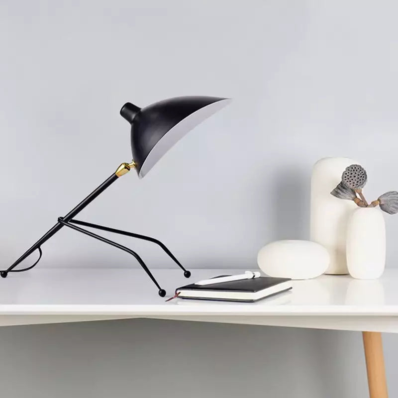 Modern Metal Tripod Table Lamp