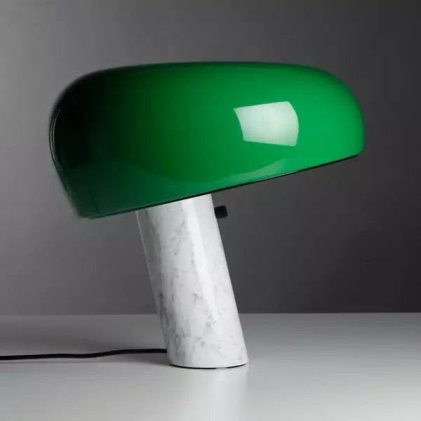 Iconic table lamp with marble base